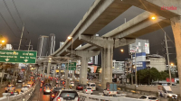 สภาพอากาศวันนี้ กรมอุตุฯ เตือน มรสุมยังหนัก ฝนถล่ม43จว. กทม.ก็โดน