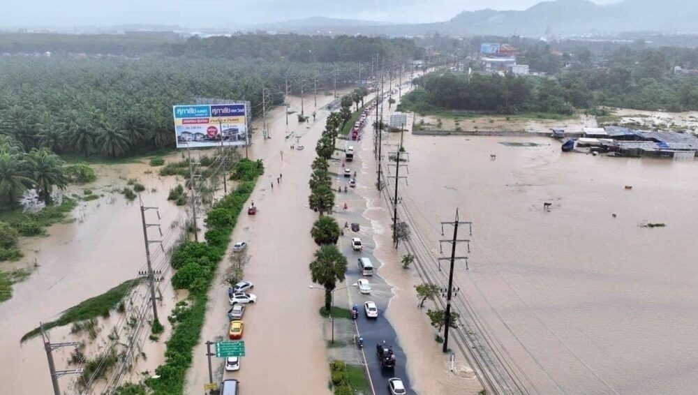 อุตุฯเตือน มรสุมถล่ม ตะวันออก-ภาคใต้ 70%