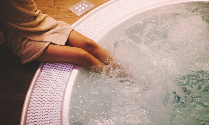 4 ข้อดีของการ "อาบน้ำร้อน" ลดเครียด ลดโรค